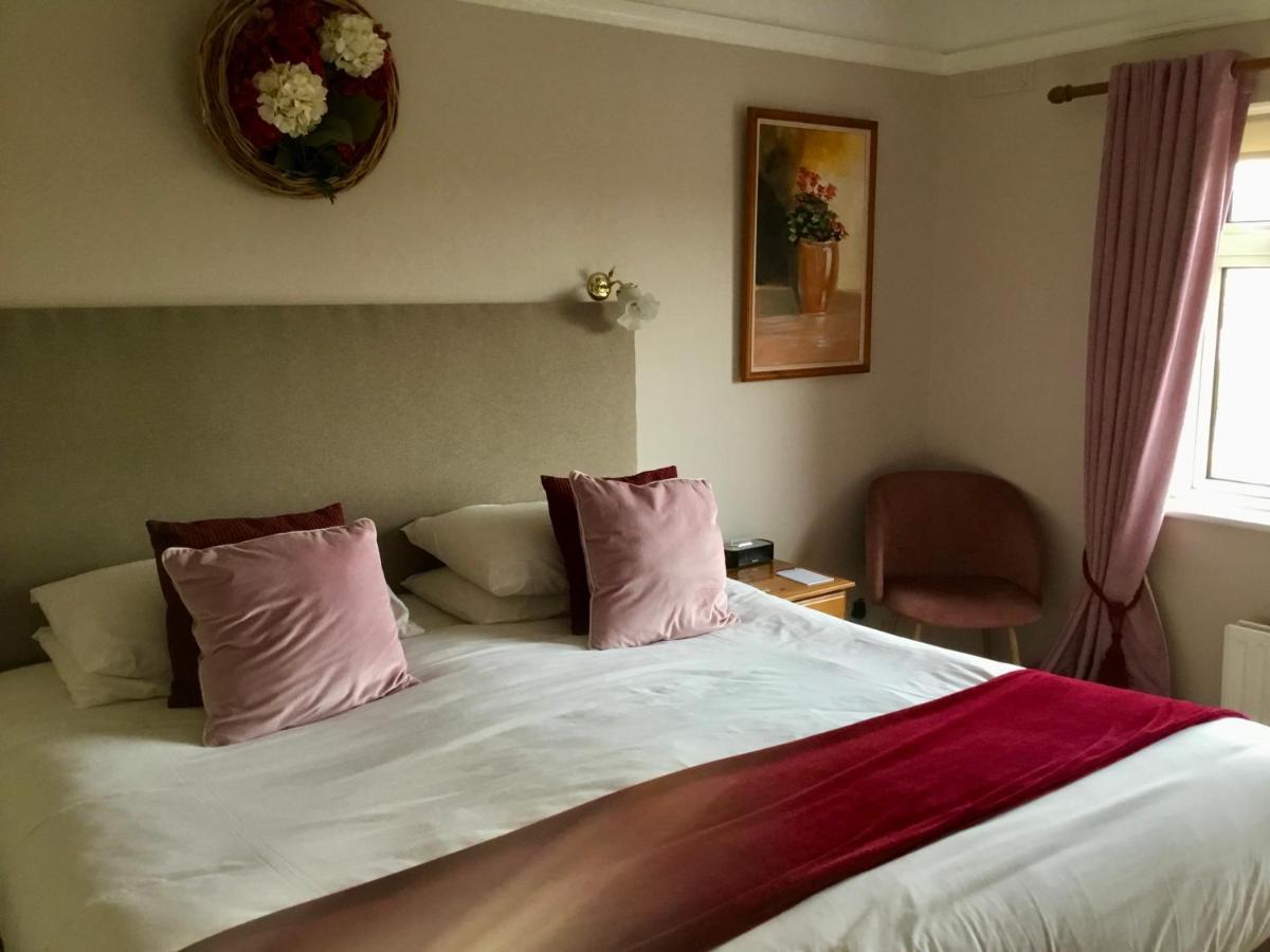 Buttermilk Lodge Guest Accommodation คลิฟเดน ภายนอก รูปภาพ